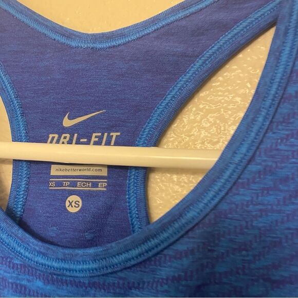 Nike blue stretchy racer back dri fit running yoga tank top -XS - Picture 4 of 6